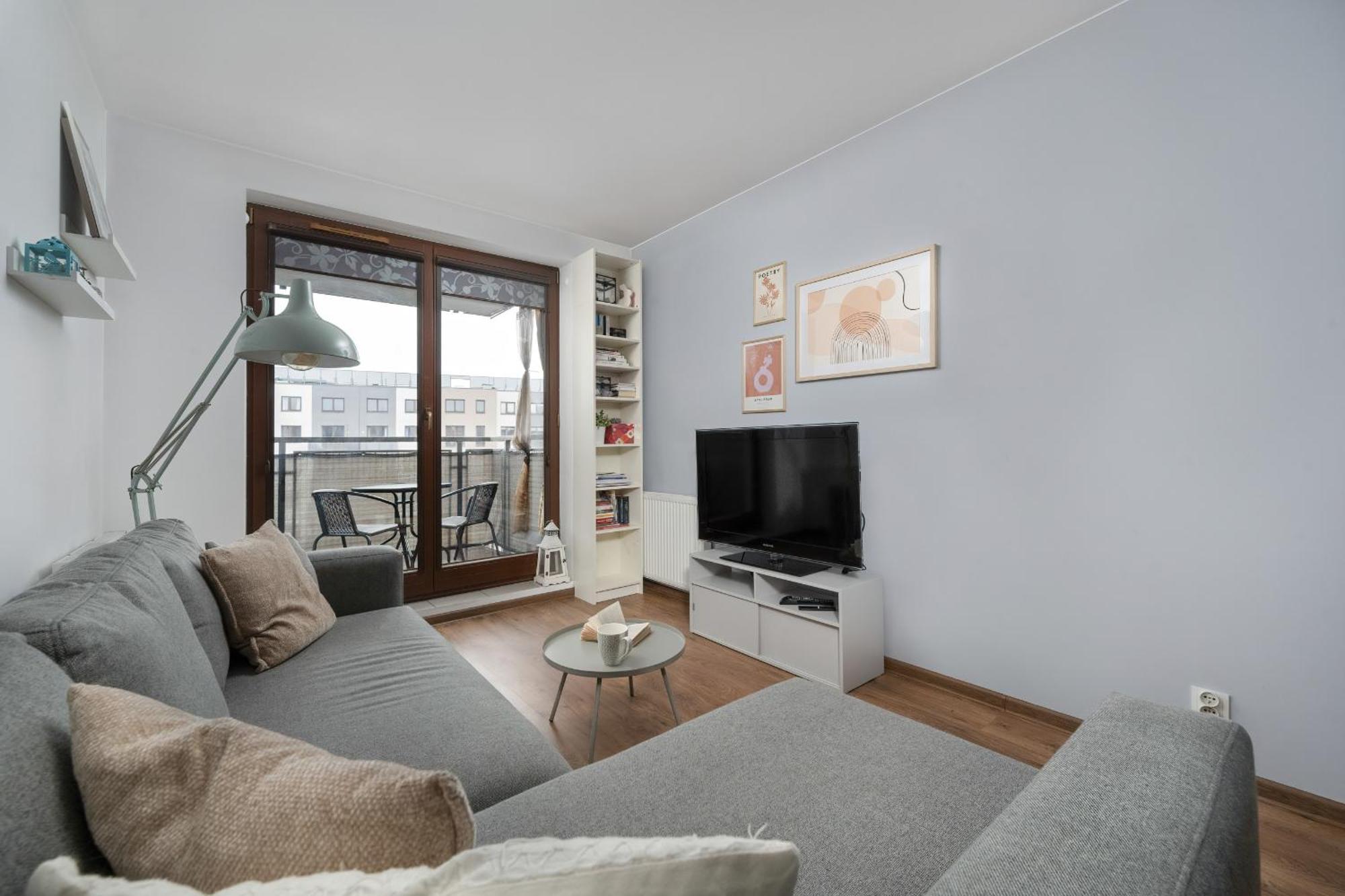 Apartment Modern With Balcony In By Renters