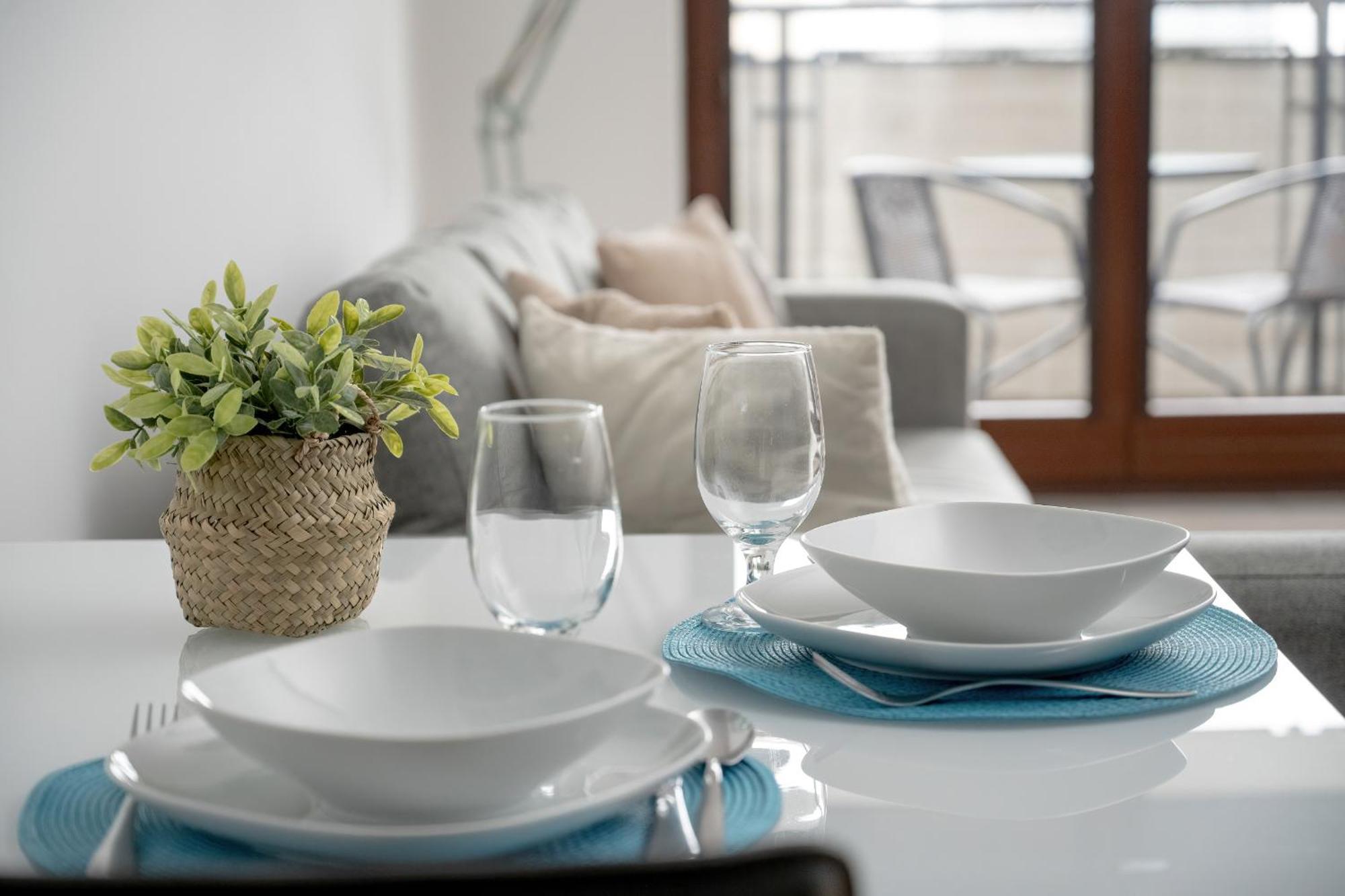 Modern With Balcony In By Renters * Wroclaw
