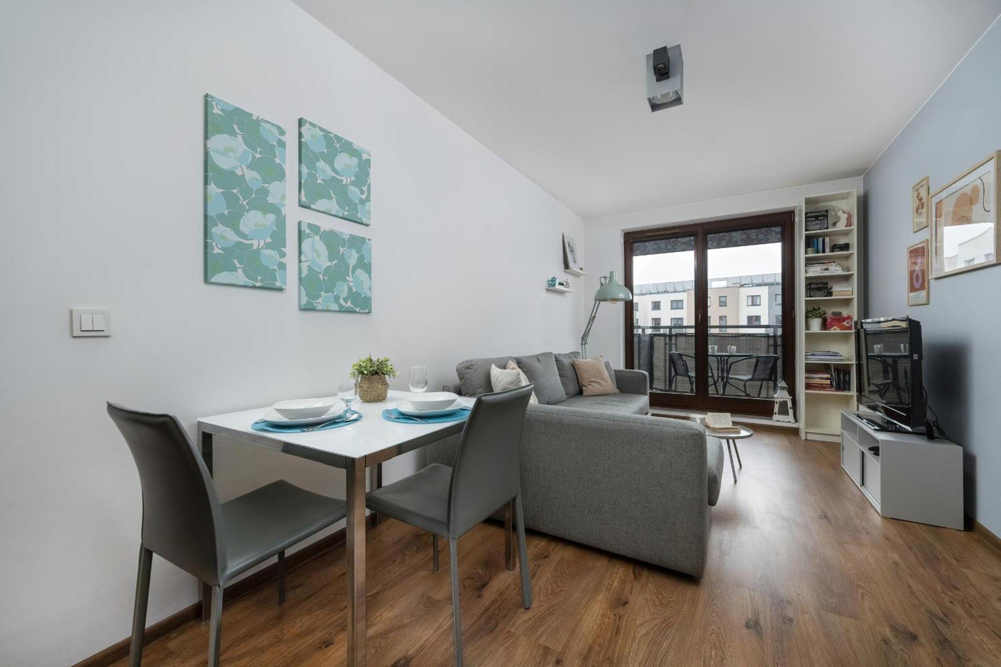 Modern With Balcony In By Renters Apartment Wroclaw