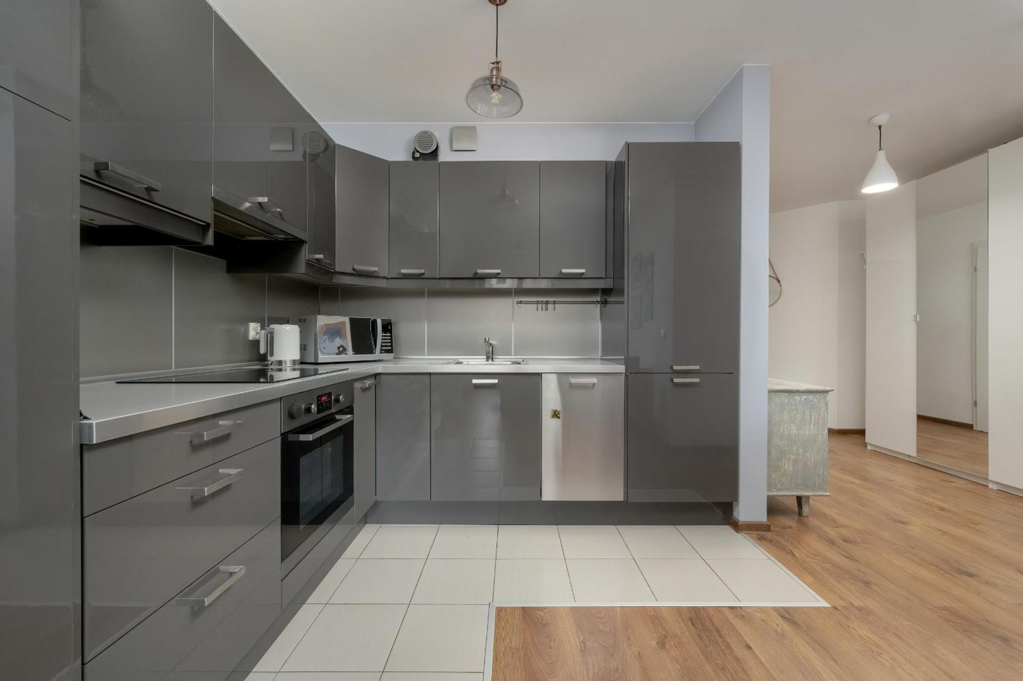 Modern With Balcony In By Renters Apartment