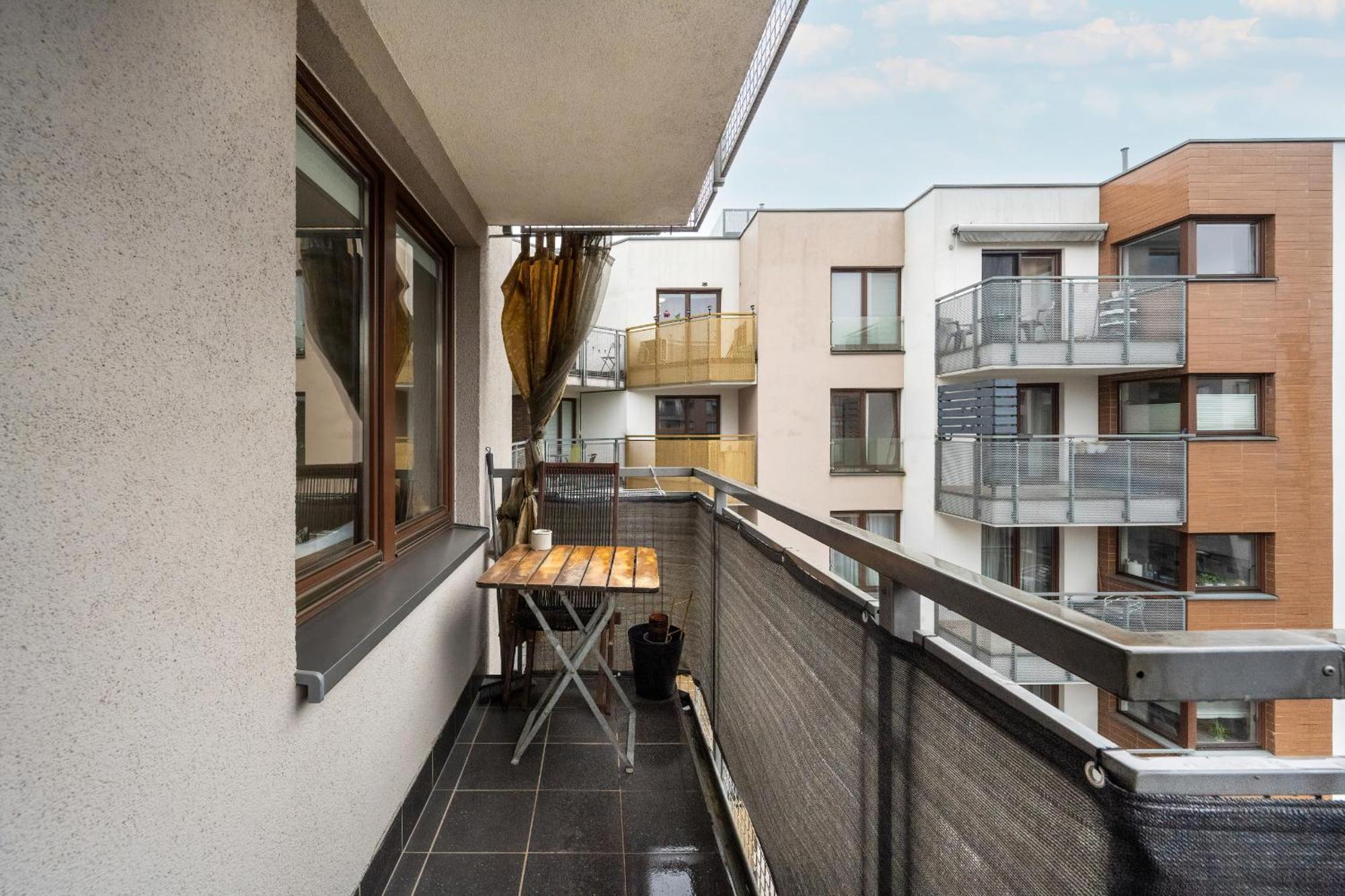Modern With Balcony In By Renters